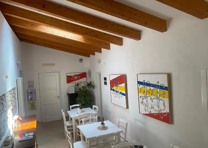 Gorra Rosa Di Mare Vicino Al Mare Lontano Dal Caos! 3* 피날레리구레